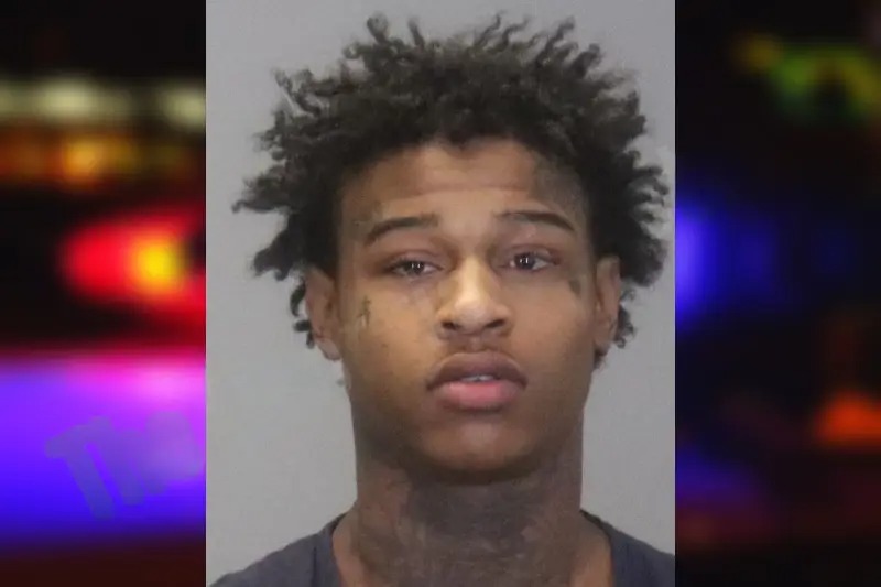 Antonio Holt Mugshots