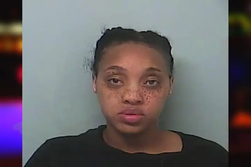 Crystal Moss Mugshots