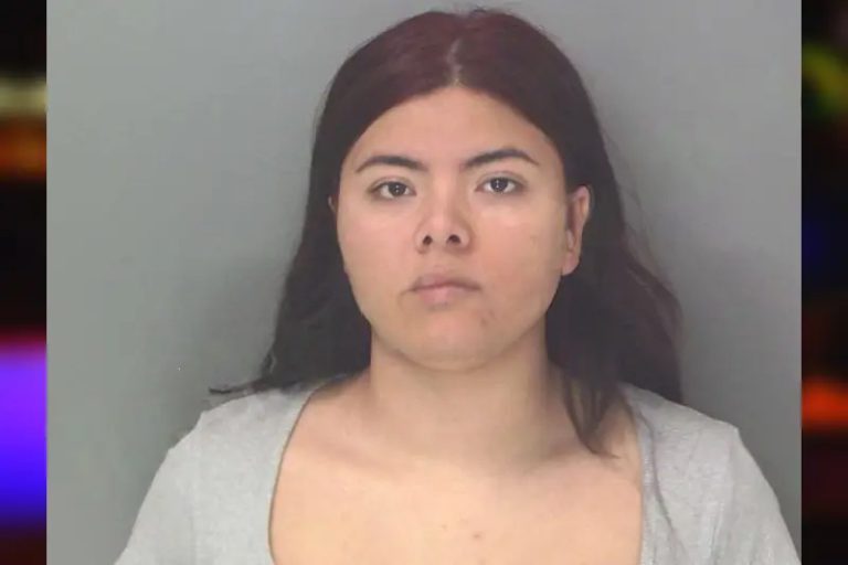 Jennifer Alvarez-Romero