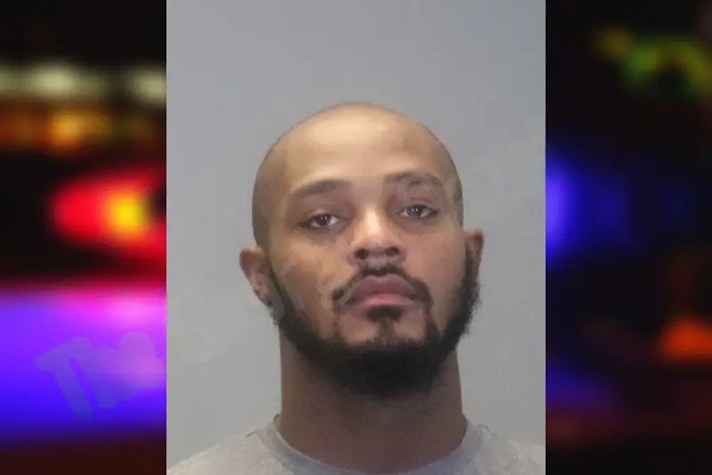 Kelvin Redding Mugshots