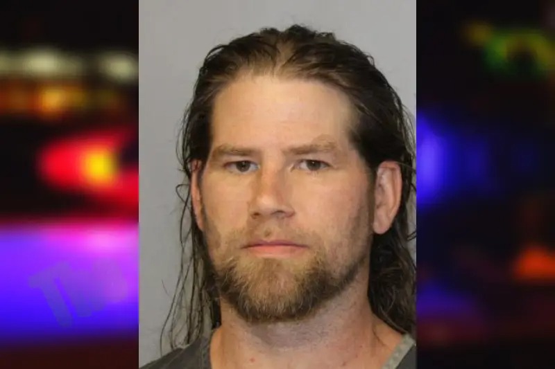 Michael Lowe Mugshots