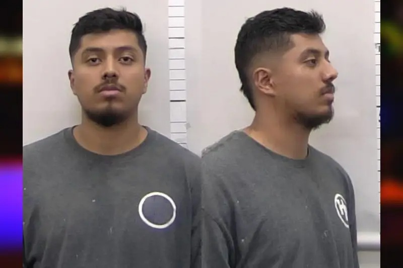 Carlos Berduo-Roblero Mugshots