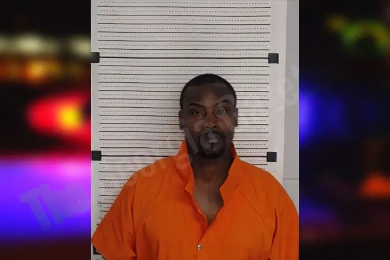 Chadrick Holt Mugshots