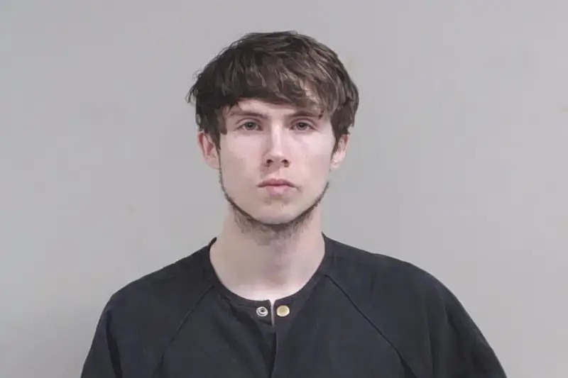 Gauge Adams Mugshots