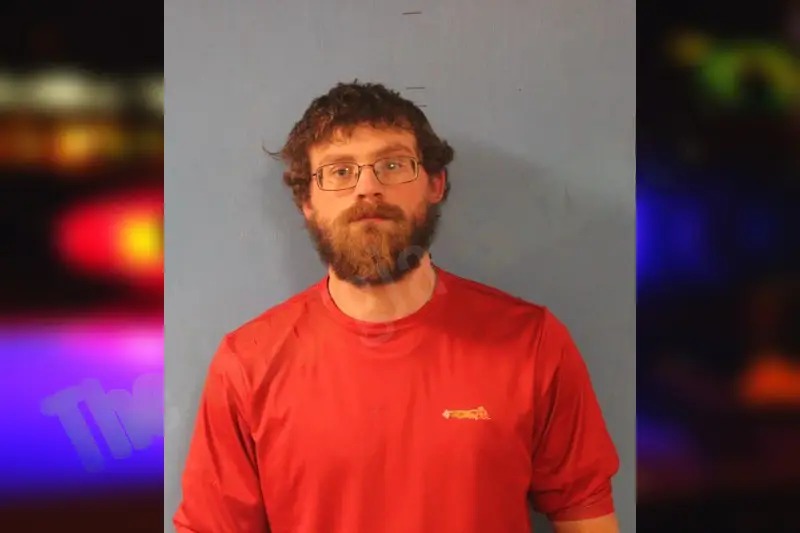 Jonathan Hollifield Mugshots