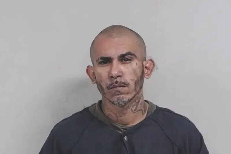Leonard Valdez Mugshots
