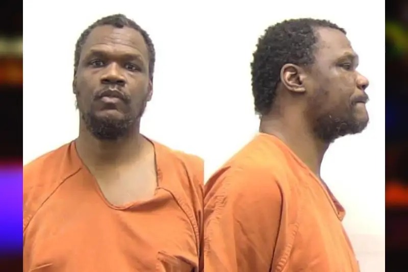 Quinton Moore Mugshots