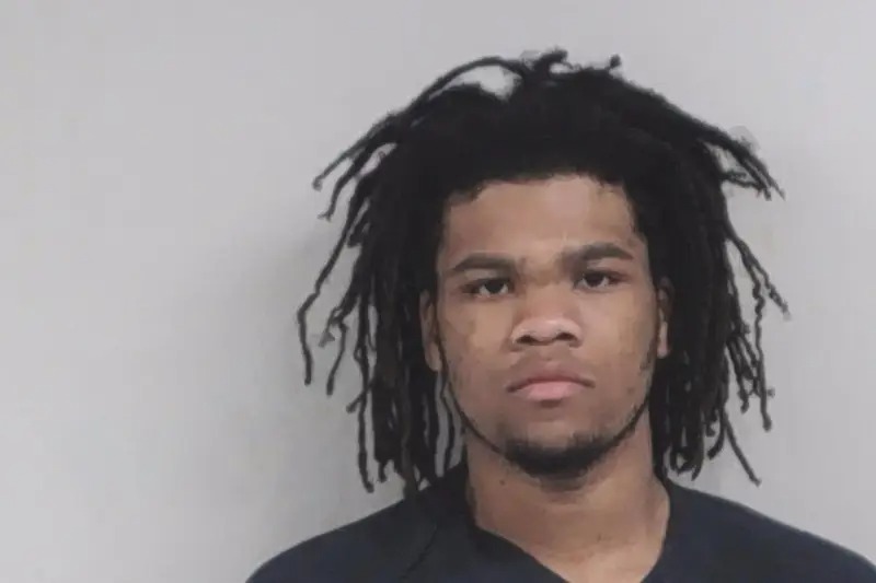 Sequovy Green mugshot