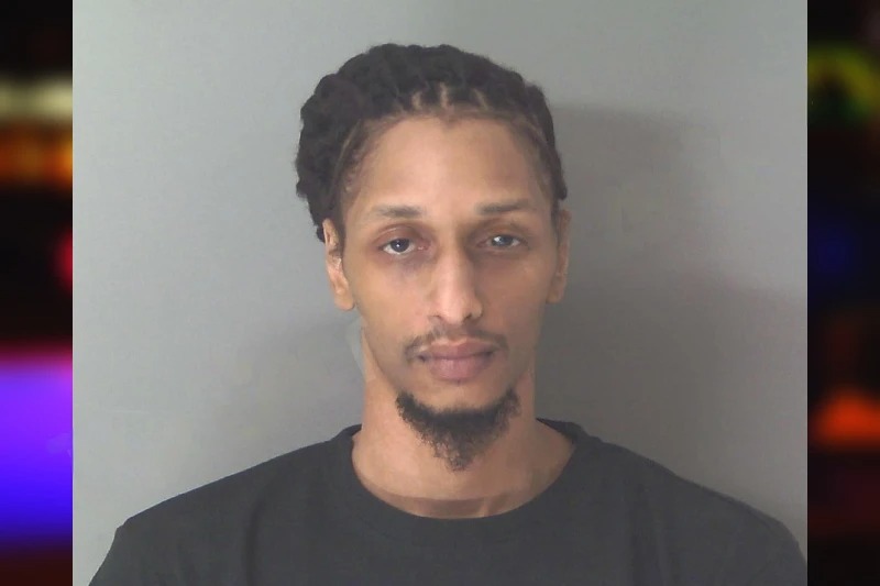 Brontavius Frost mugshot