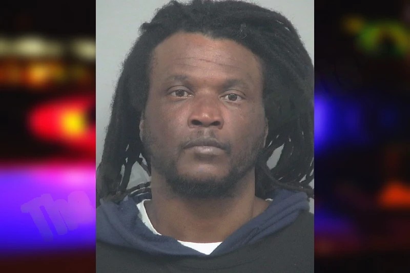 Christopher Mills mugshot