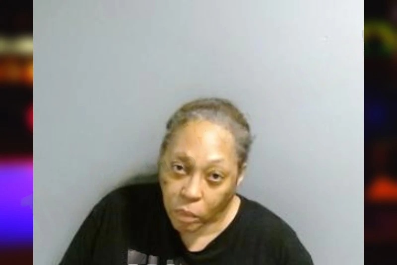 Donna Everette mugshot