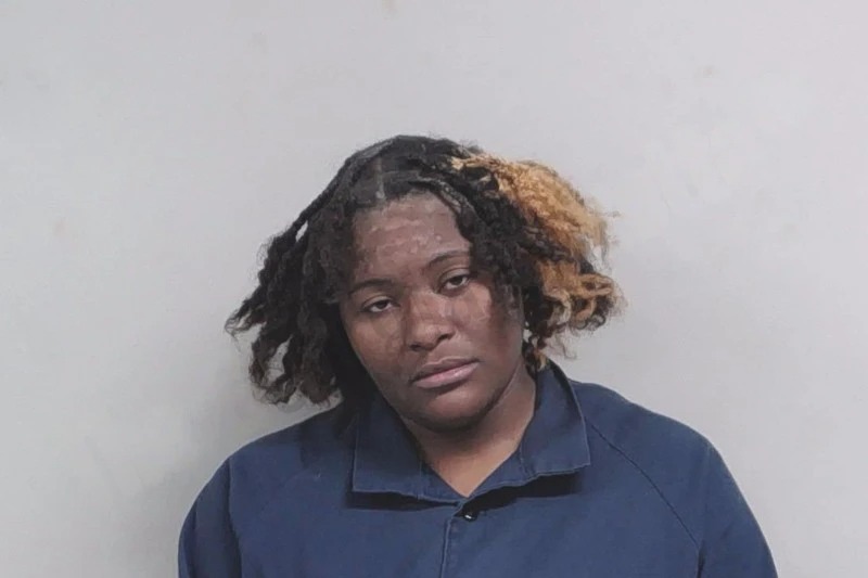 Dyniqua McCray Mugshots