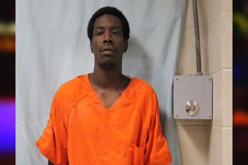 Jamichael Moore Mugshots