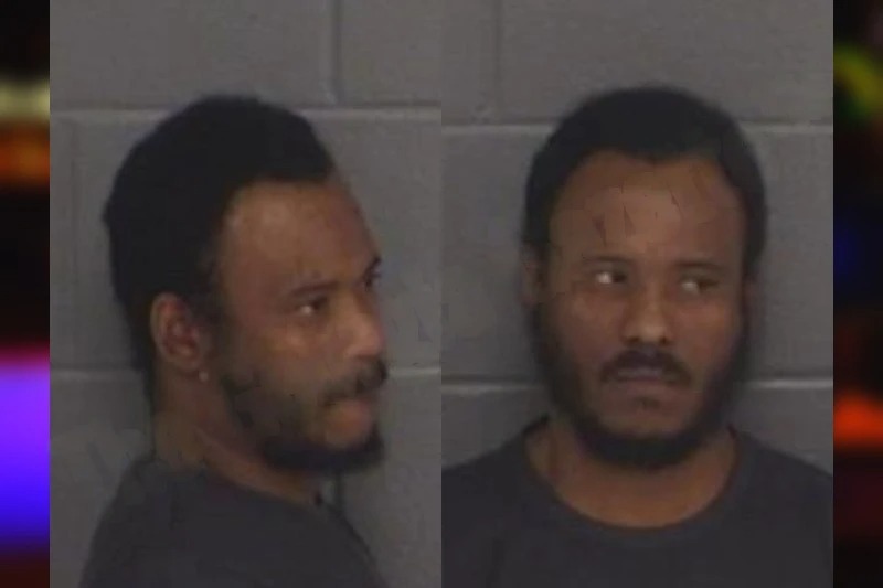 Jean Petit Homme Mugshots