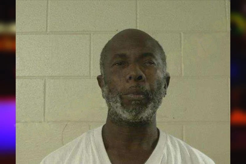 Leonard Mikell Mugshots