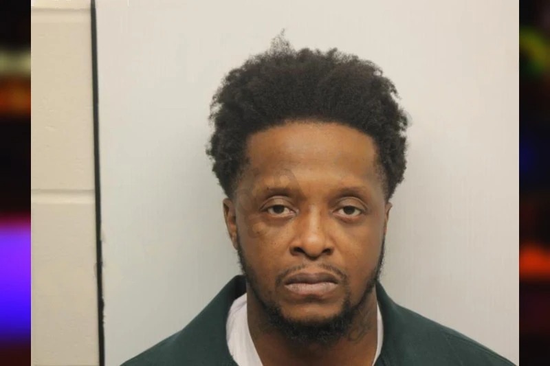 Louis Roberts Mugshots