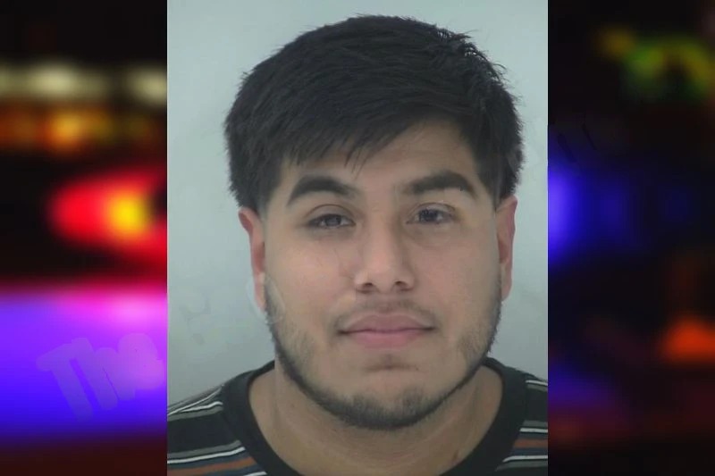 Maurisio Cruz mugshot