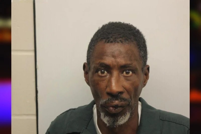 Orlando Robbins Mugshots