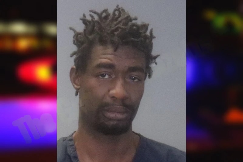 Oscar Wallace mugshot