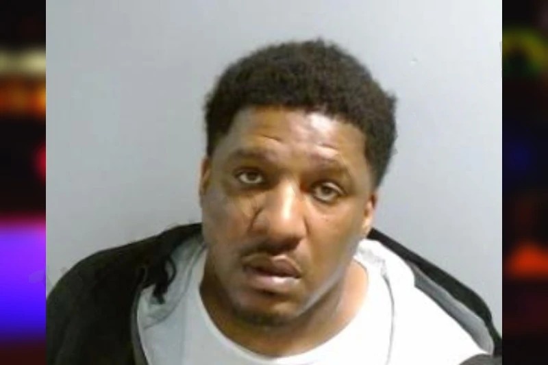 Quitez Adams Mugshots