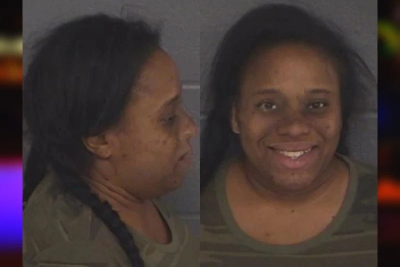 Tearnia Russell Mugshots