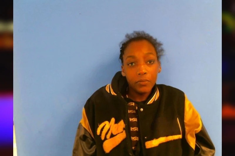 Antionette Davis Mugshots