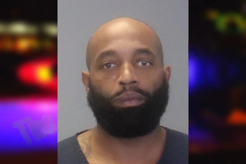 Antonio Holmes mugshot