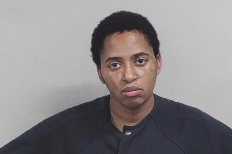 April Lansiquot Mugshots