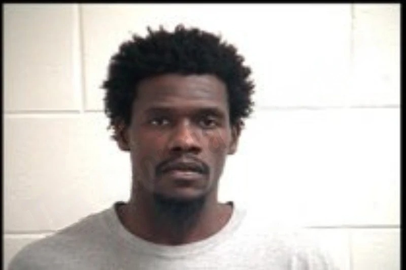 Aucion Lee mugshot