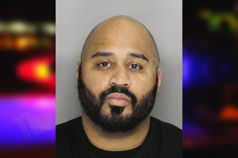 Carl Lewis mugshot – Cobb County , Georgia Carl Lewis mugshot