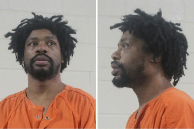 Chadwick Knolton Mugshots