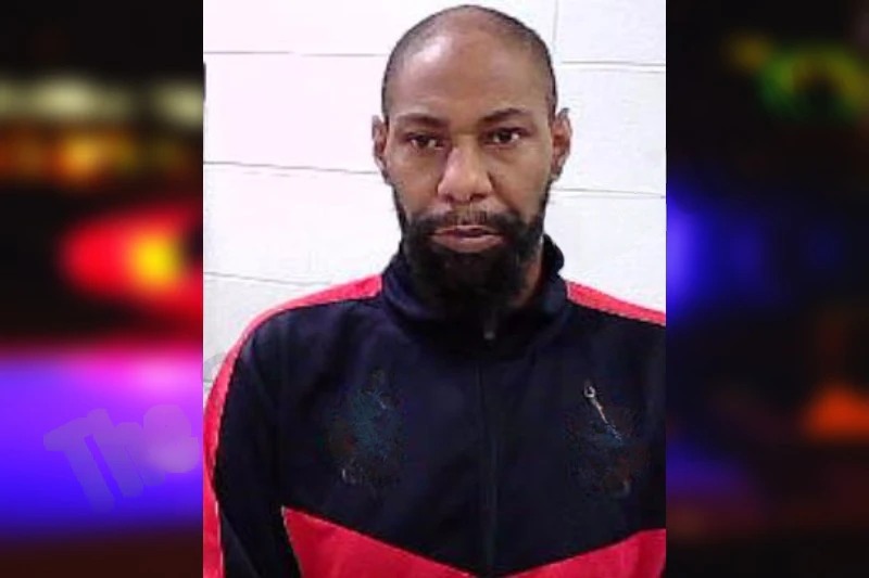 Christopher Mills Mugshots