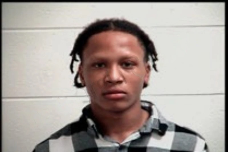 Daquarious Phinisee Mugshots