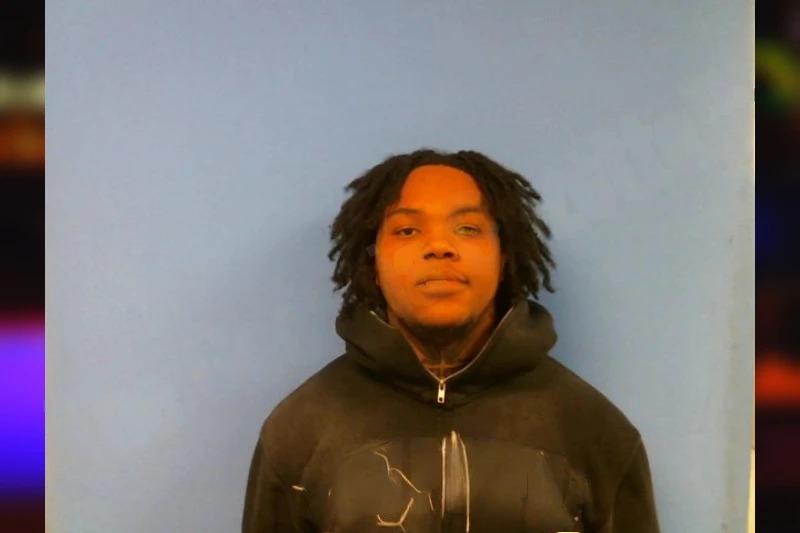 Denorayon Reid Mugshots