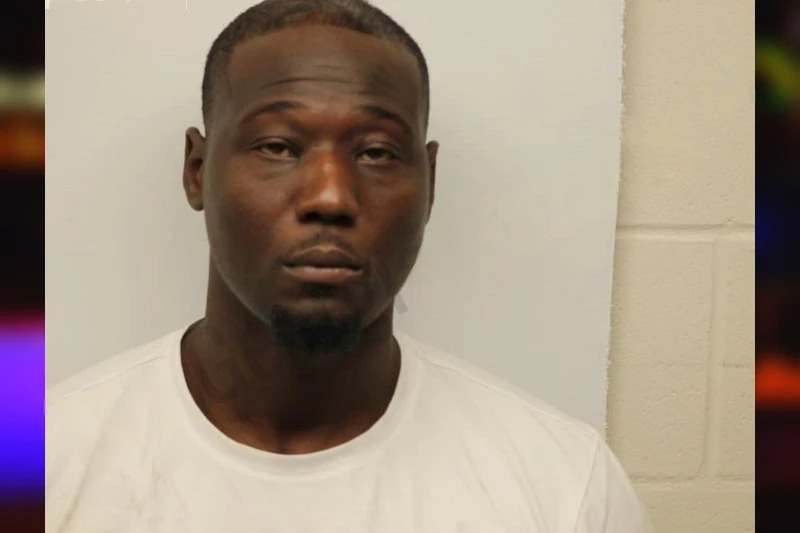 Derrick Roberts Mugshots