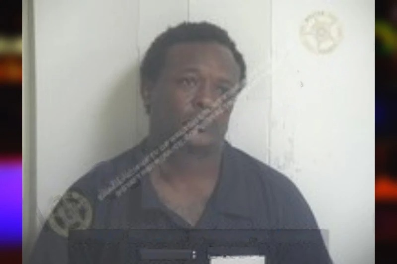 Desmond Pierce Mugshots