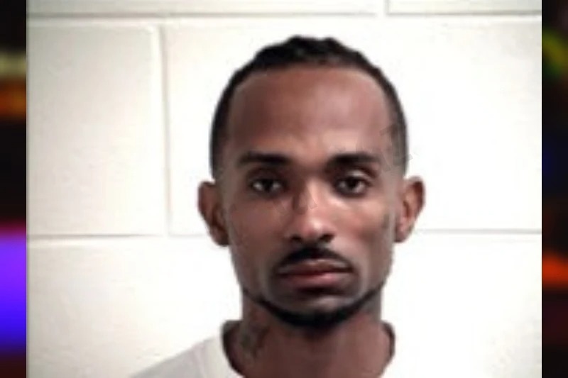 Devaughnte Moseley Mugshots