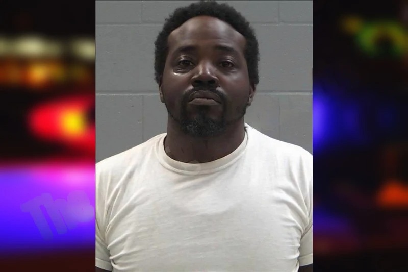 Dezmen Lewis Mugshots