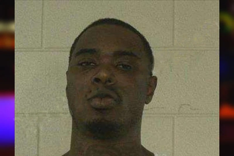 Domonique Royal Mugshots