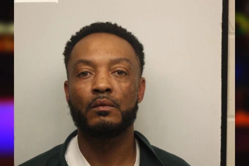 Dwain Holiday Mugshots