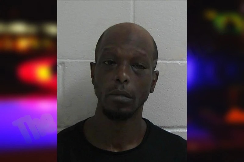 Earle Robertson Mugshots