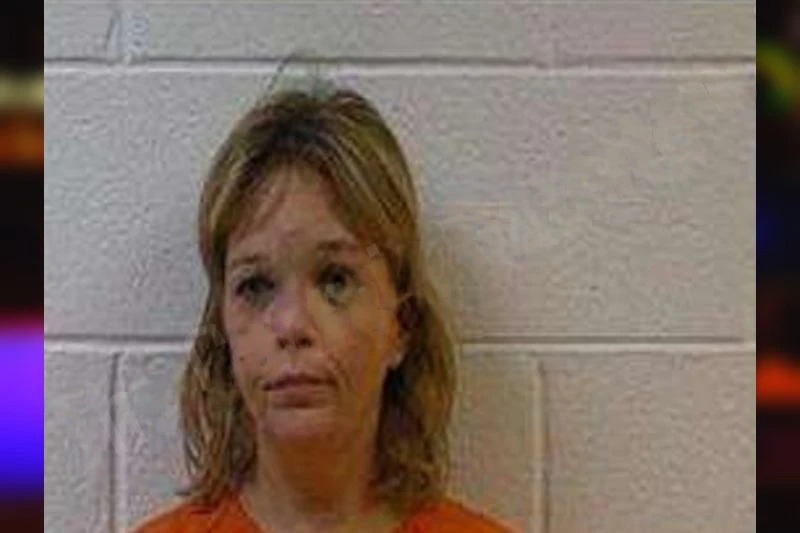 Elizabeth Oliver mugshot