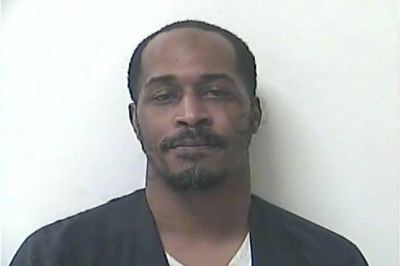 Elliott Rosemond Mugshots