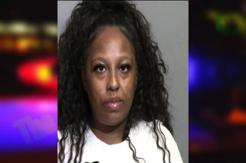 Jasmine Roberts mugshot