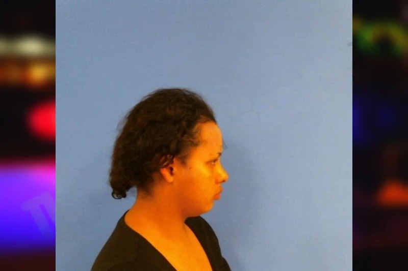 Jatiana Gladfelter Mugshots