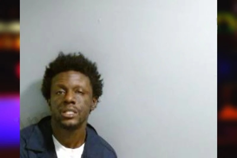 Jineal McKinnis Mugshots