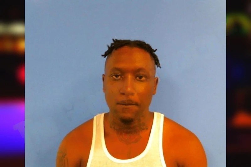 Kelvin Hines Mugshots