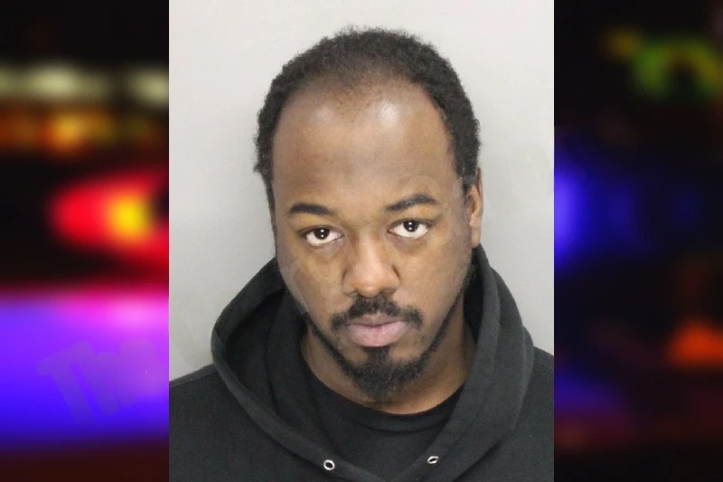 Kelvin Waldon Mugshots