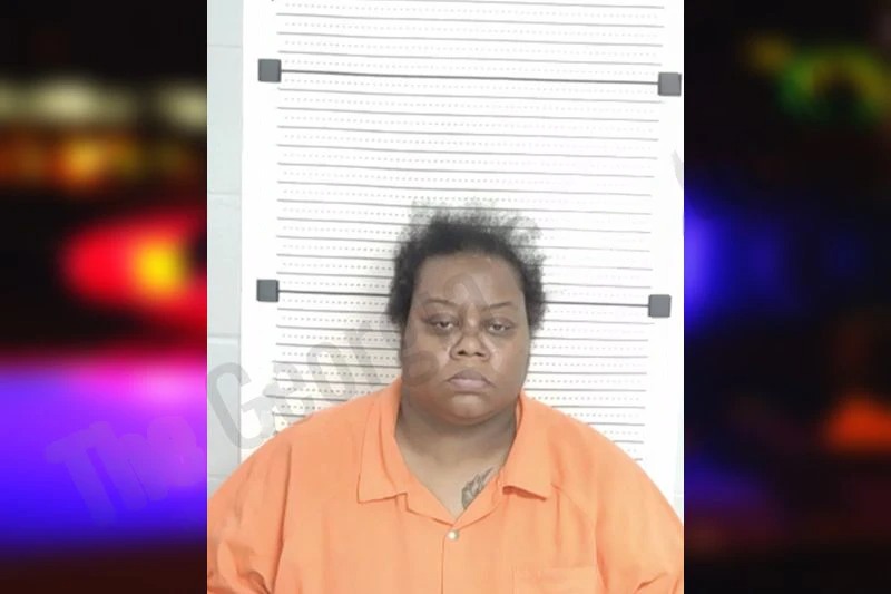 Kennette Almond Mugshots