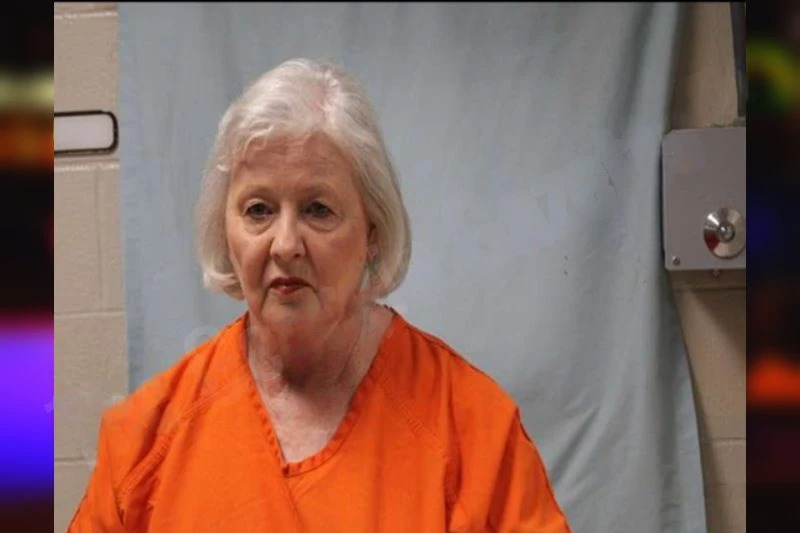 Loretta Alday Mugshots